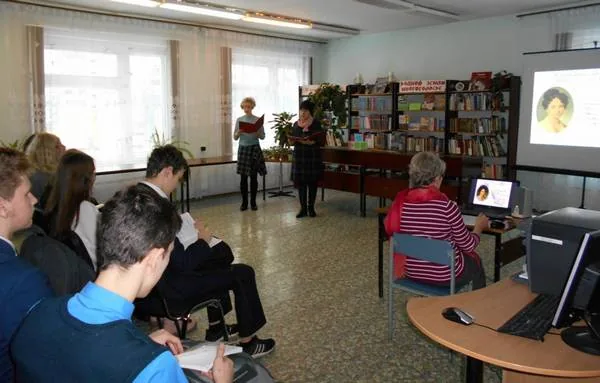 Как пламень жертвенный чиста моя любовь...