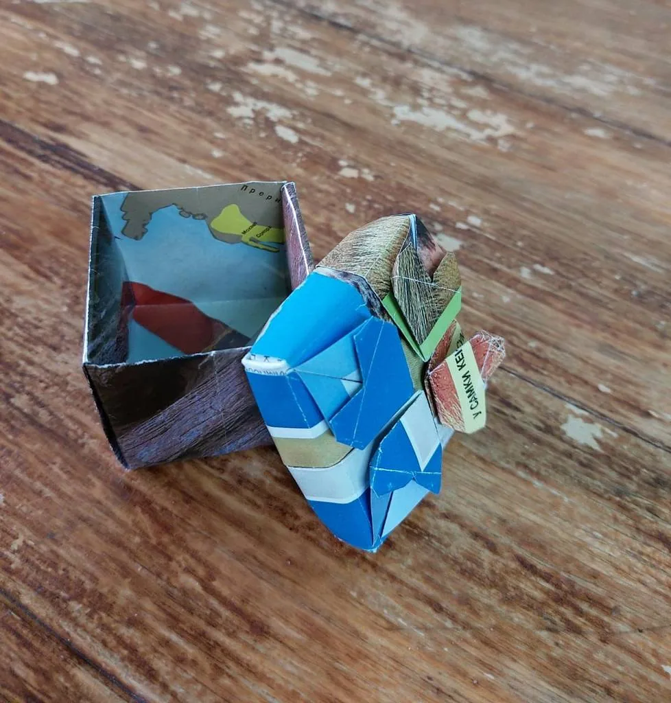 Кружок детского творчества "Золотые ручки ". Шкатулка из бумаги