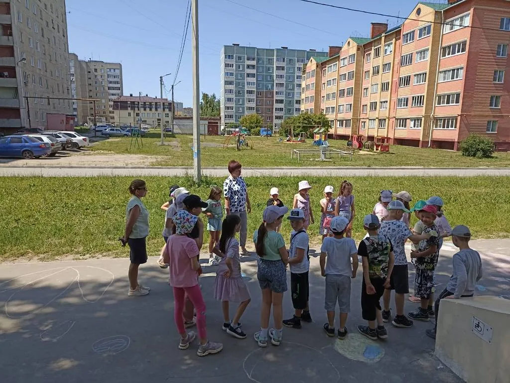 Интеллектуально-игровая программа «Сказки читаем и вместе играем!»