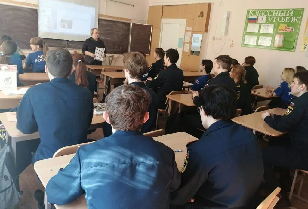 Час мужества «К подвигу героя сердцем прикоснёмся»