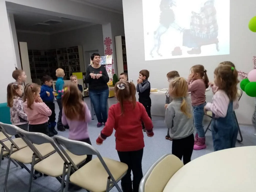 Знакомство с писателями-юбилярами в модельной библиотеке