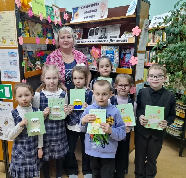 Художественная мастерская "Словно яркая раскраска в гости к нам явилась Пасха".