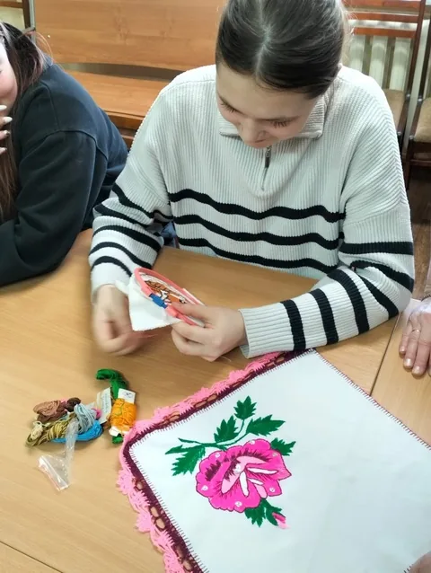 Час интересной информации " Народные промыслы Республики Марий Эл"