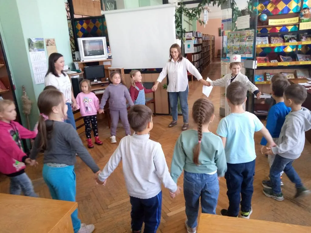 Спортивное развлечение «Здоровье дарит Айболит»