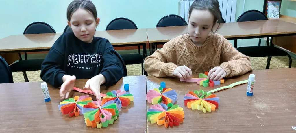 Кружок "Золотые ручки"