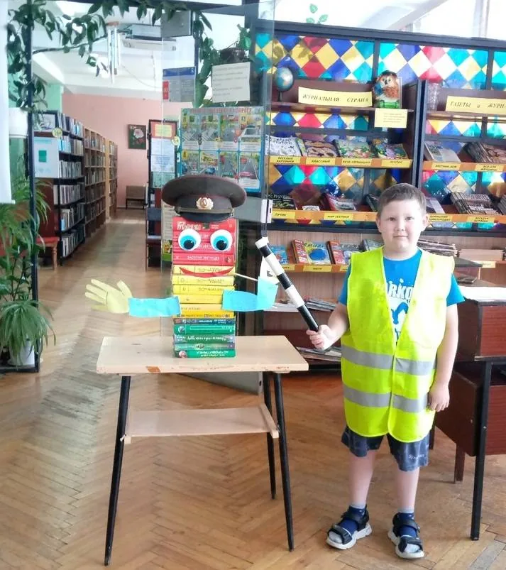 Занимательный час «В городе дорожных наук»