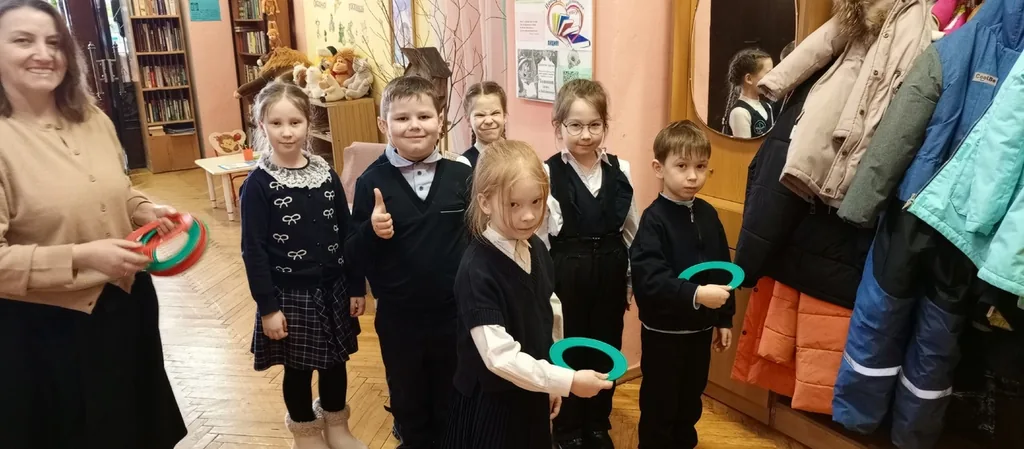 Квест-игра «Вокруг да около библиотеки»