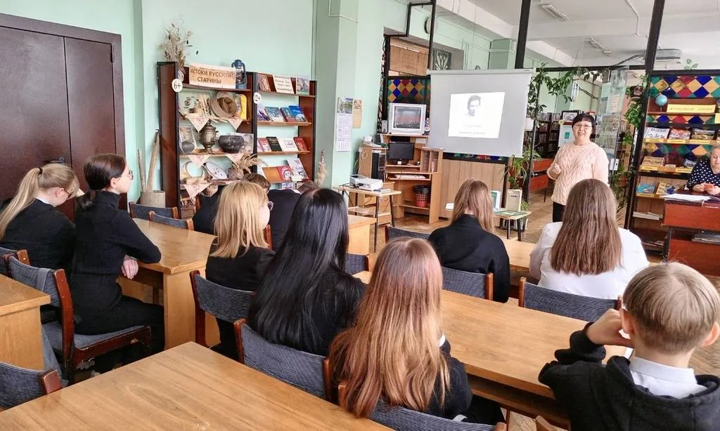 Литературный час «Сын земли марийской»