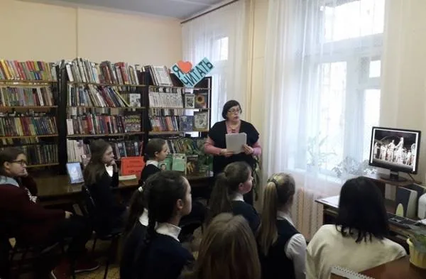 Час искусства «Его величество Театр»