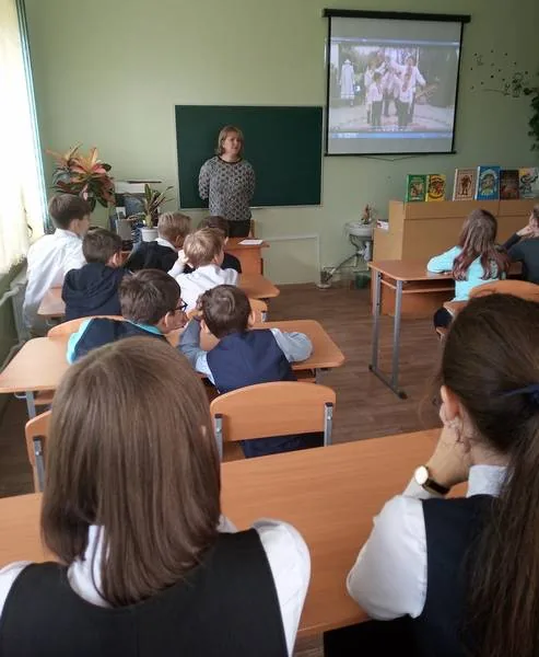 "Финно-угры - ты и я, вместе дружная семья..."