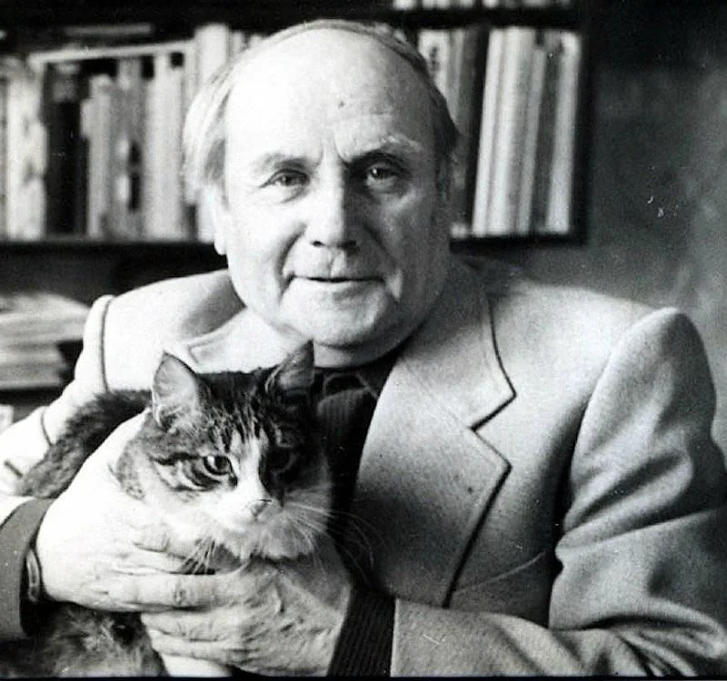 Литературное знакомство «Художник - сказочник Владимир Сутеев»