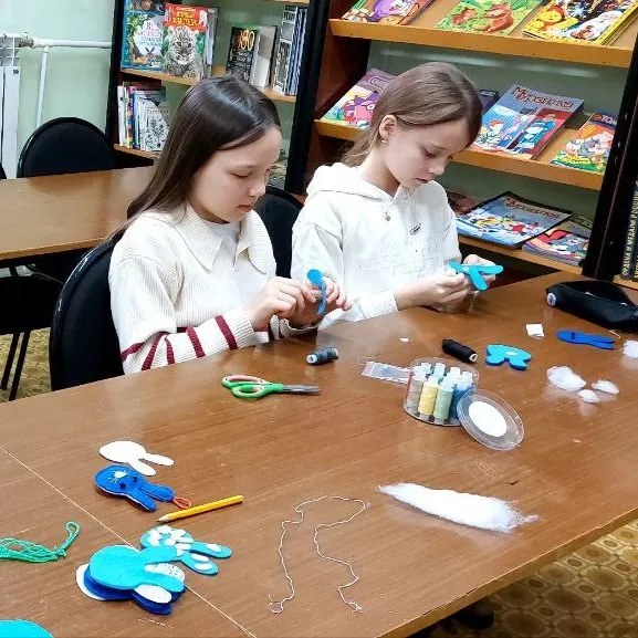 «Золотые ручки» - шьем зайчика с любовью