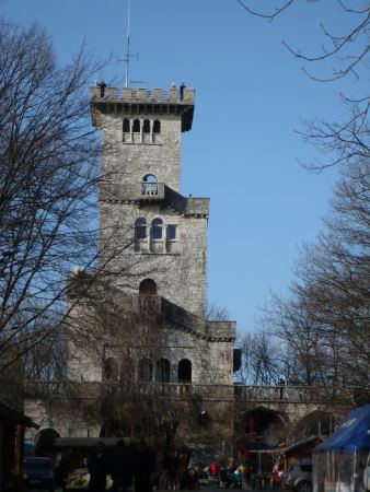 Смотровая башня на горе Большой Ахун