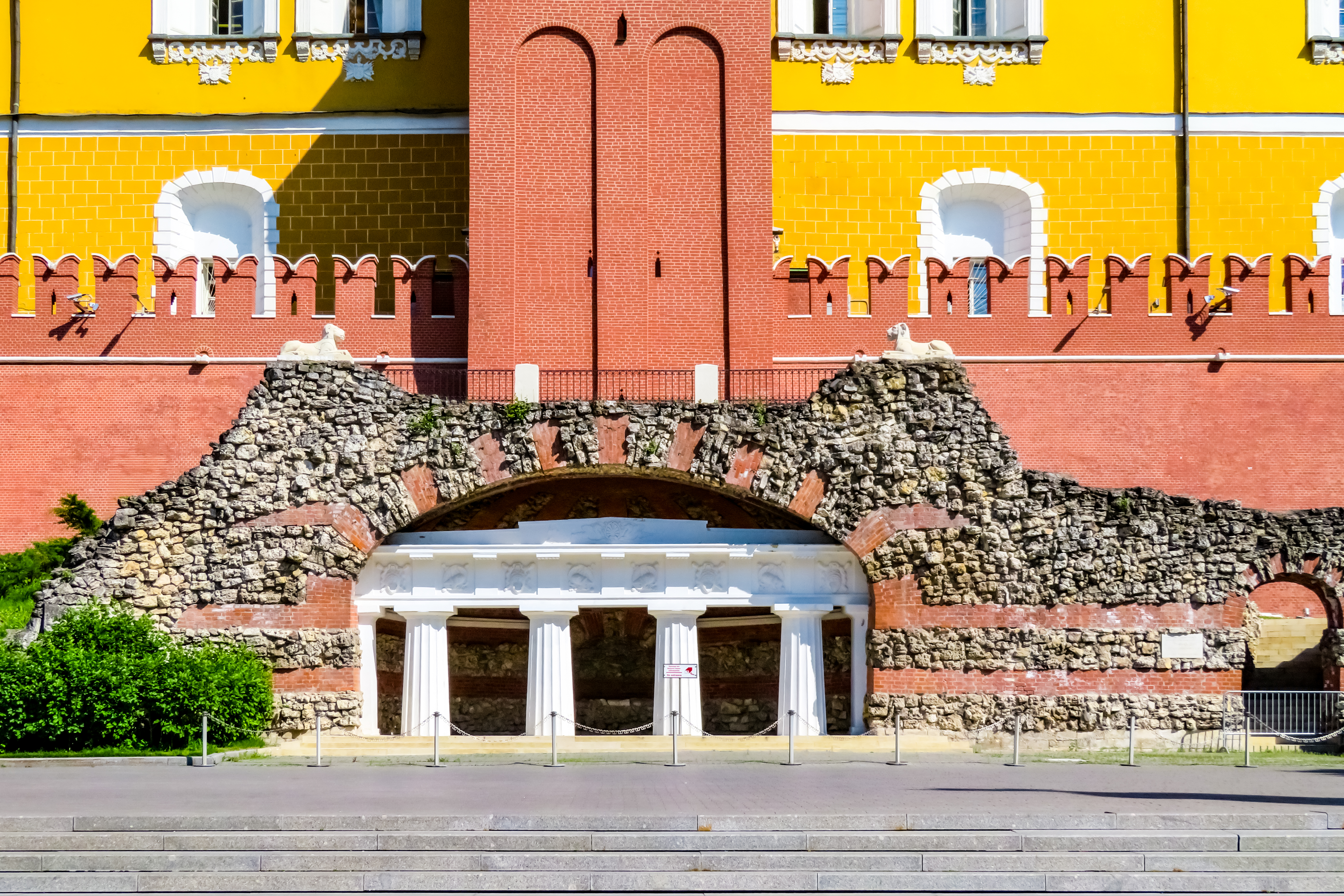 Грот «Руины»