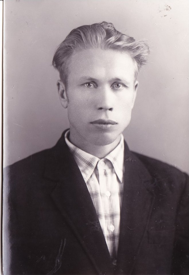 Петров АИ
