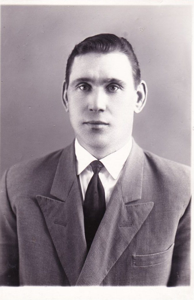Виноградов