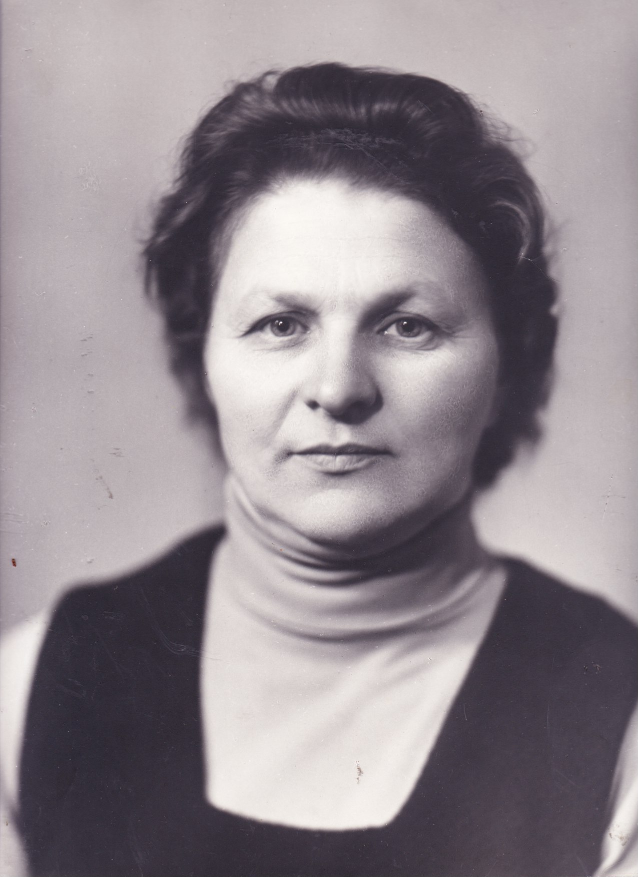 Логинова (Трофимова) Валентина Корниловна