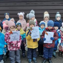 Ребята старшей группы «Божья коровка » подготовили небольшие сообщения о юных  героях