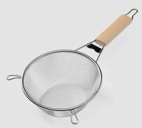 Сито для просеивания с ручкой , d=18 см