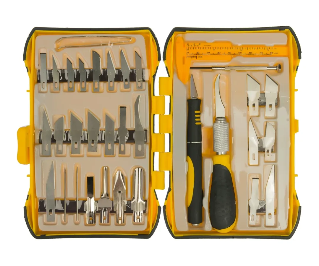 Набор резцов по дереву 33 шт