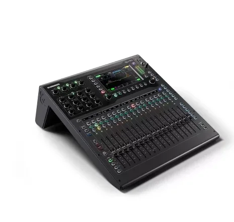 Цифровой микшерный пульт Allen & Heath QU
