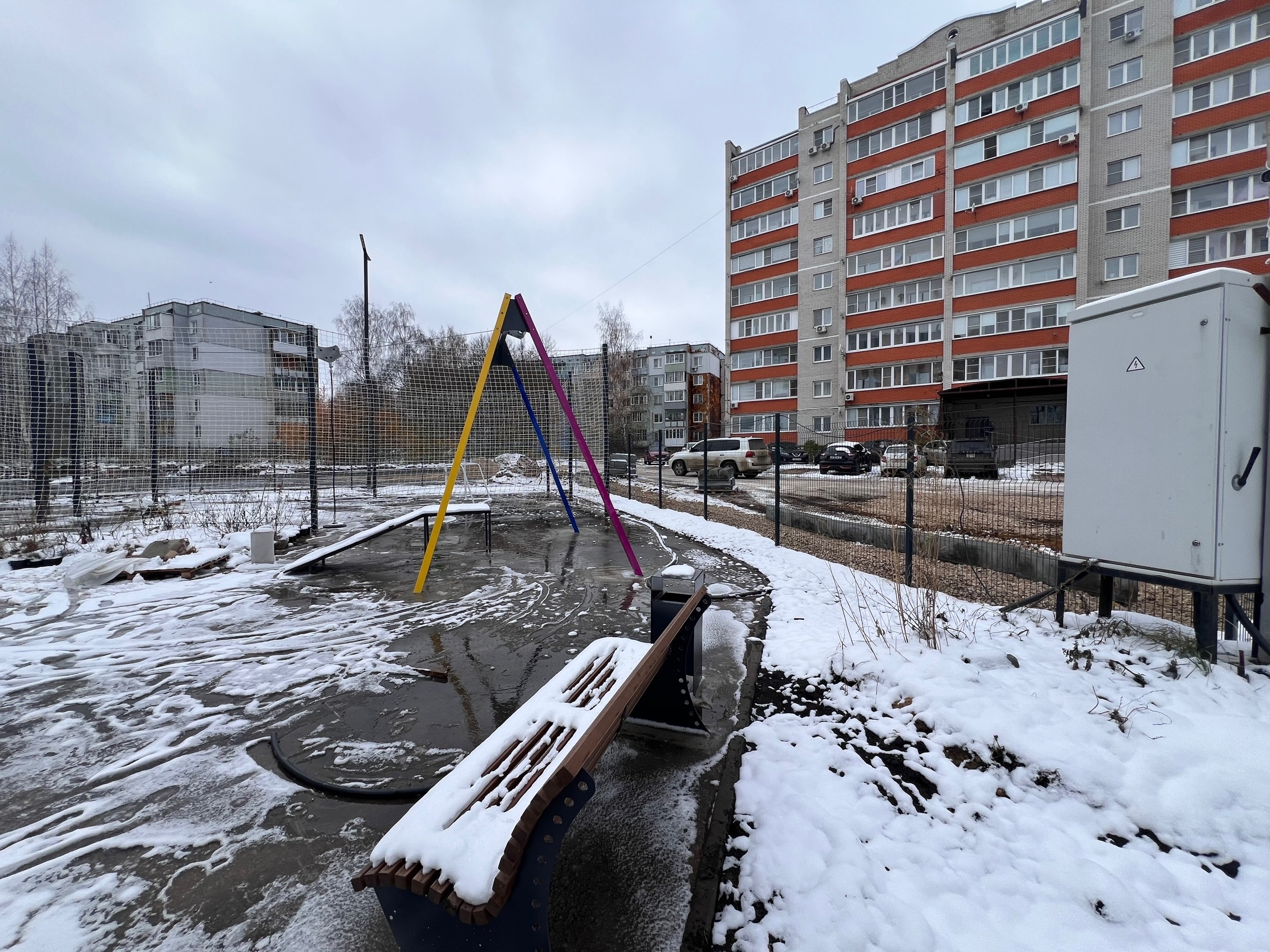 Ограждение из 3D-сетки для площадки — аккуратный периметр