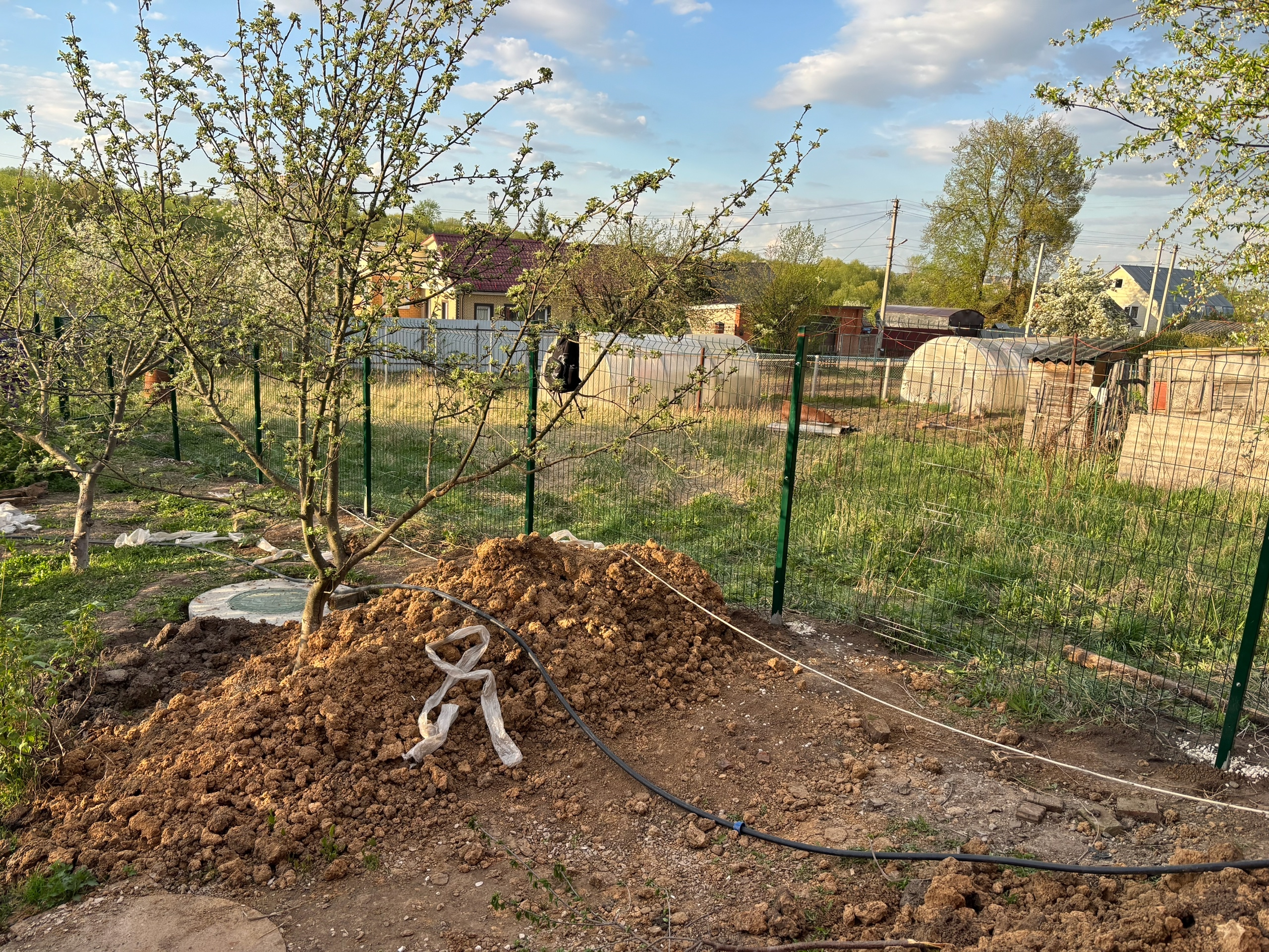 Забор из 3D-сетки (зелёный) — панельное ограждение — фото 2