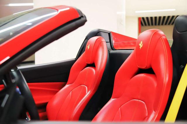 Ferrari F8 - фото 3