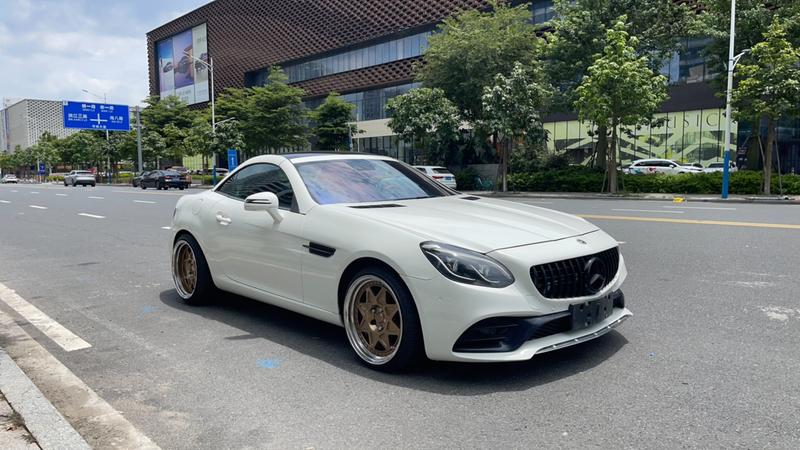Mercedes-Benz SLC - фото 1