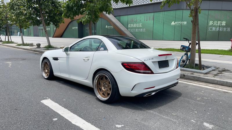 Mercedes-Benz SLC - фото 2