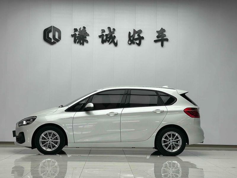 BMW 2 - фото 3