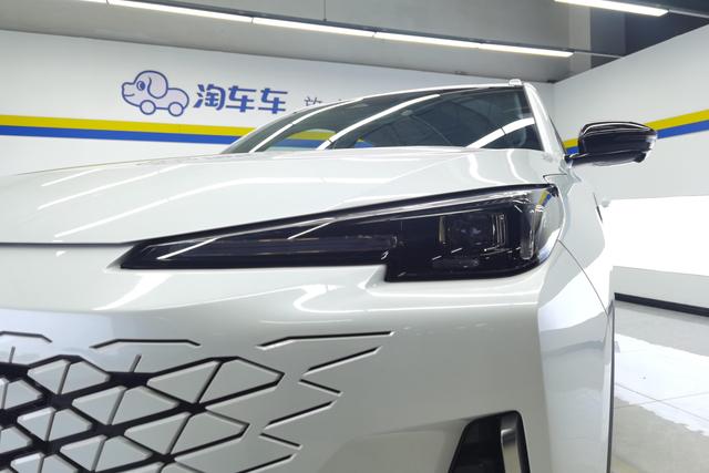 Changan CS55 PLUS - фото 1