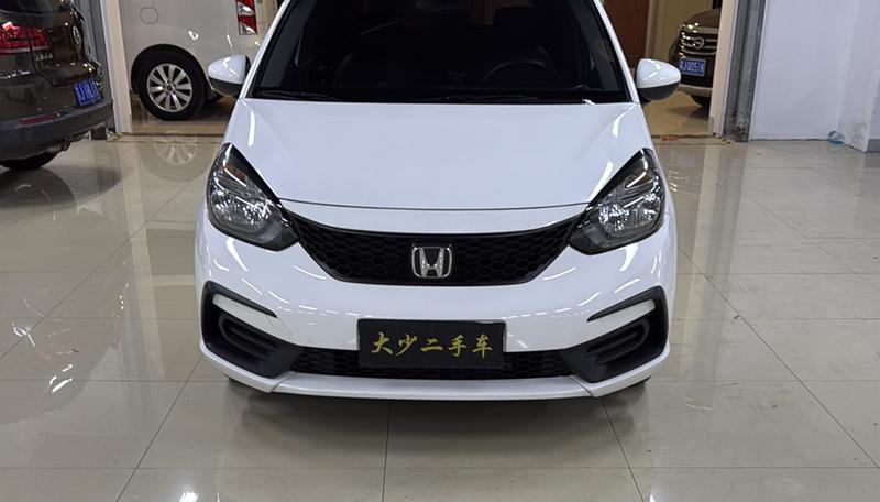 Honda Fit - фото 1