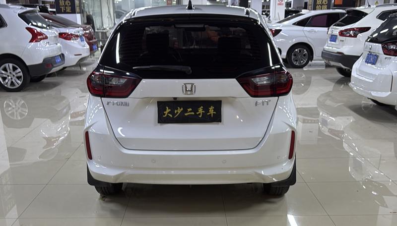 Honda Fit - фото 2