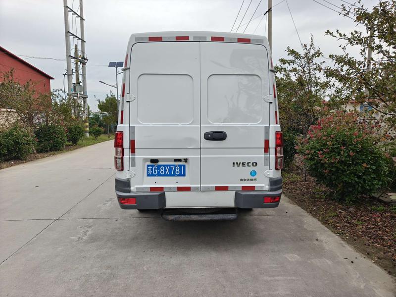 Iveco Daily - фото 4