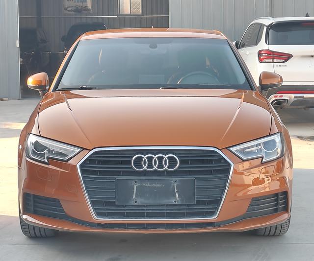 Audi A3 - фото 1