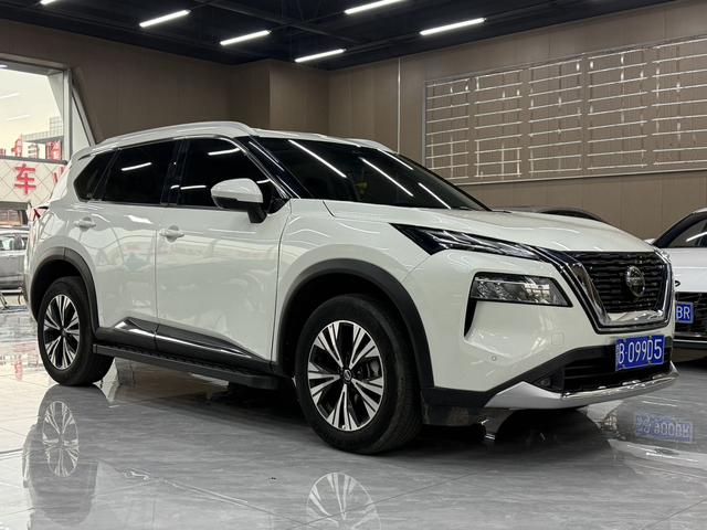 Nissan X-Trail - фото 1