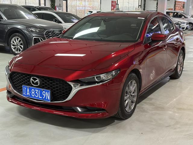 Mazda 3 Axela - фото 0