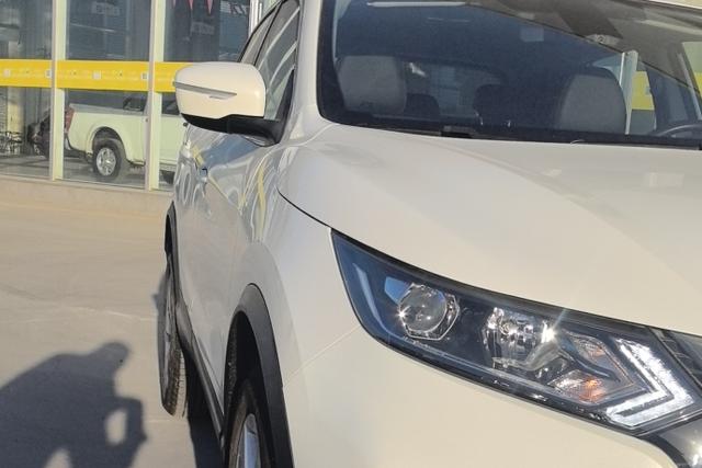 Nissan Qashqai - фото 3