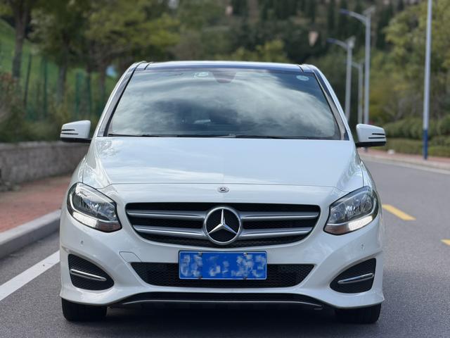 Mercedes-Benz B-Class - фото 1