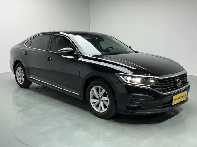 Volkswagen Passat - фото 2