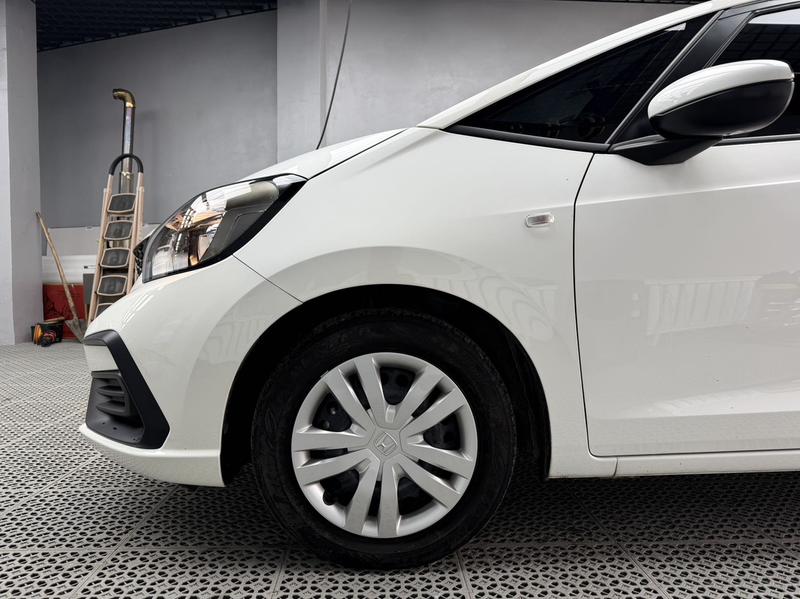 Honda Fit - фото 3