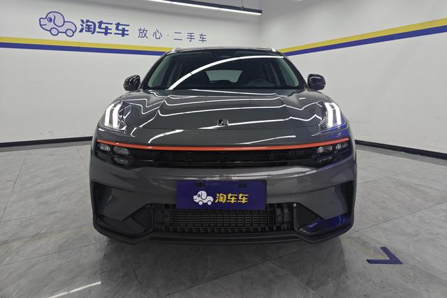 Lynk & Co 06 - фото 2