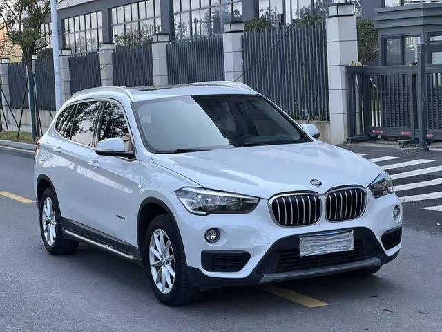 BMW X1 - фото 2