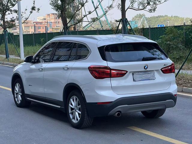 BMW X1 - фото 3