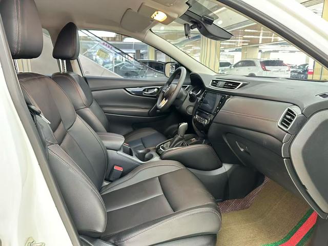 Nissan Qashqai - фото 3