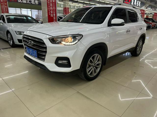 Hyundai ix35 - фото 0