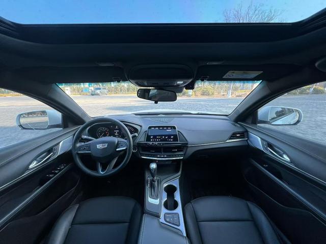 Cadillac CT4 - фото 3