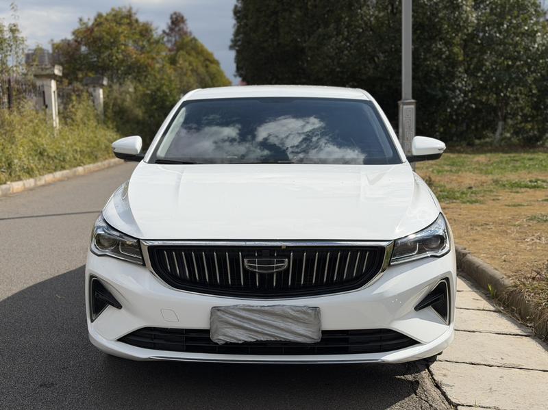 Geely Emgrand - фото 1