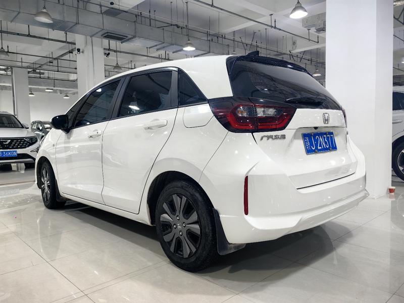 Honda Fit - фото 3